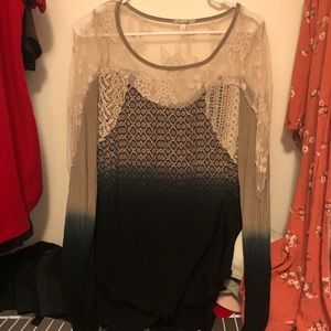 Buckle Gimmicks long sleeve top